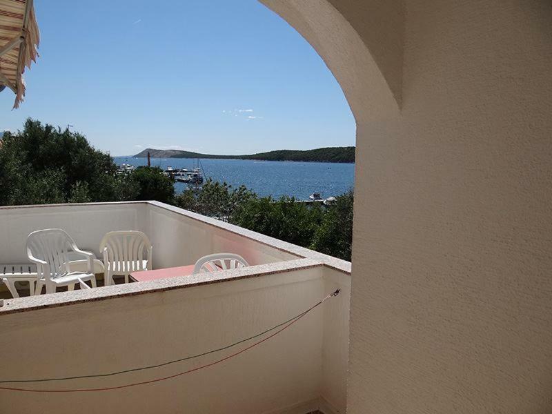 Apartments And Rooms Lanca Banjol Εξωτερικό φωτογραφία